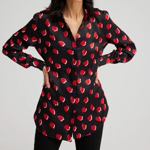 Chico’s Heart Print Black/Red Long Sleeves Blouse Tunic Women’s Size 0.5 ( US-6)